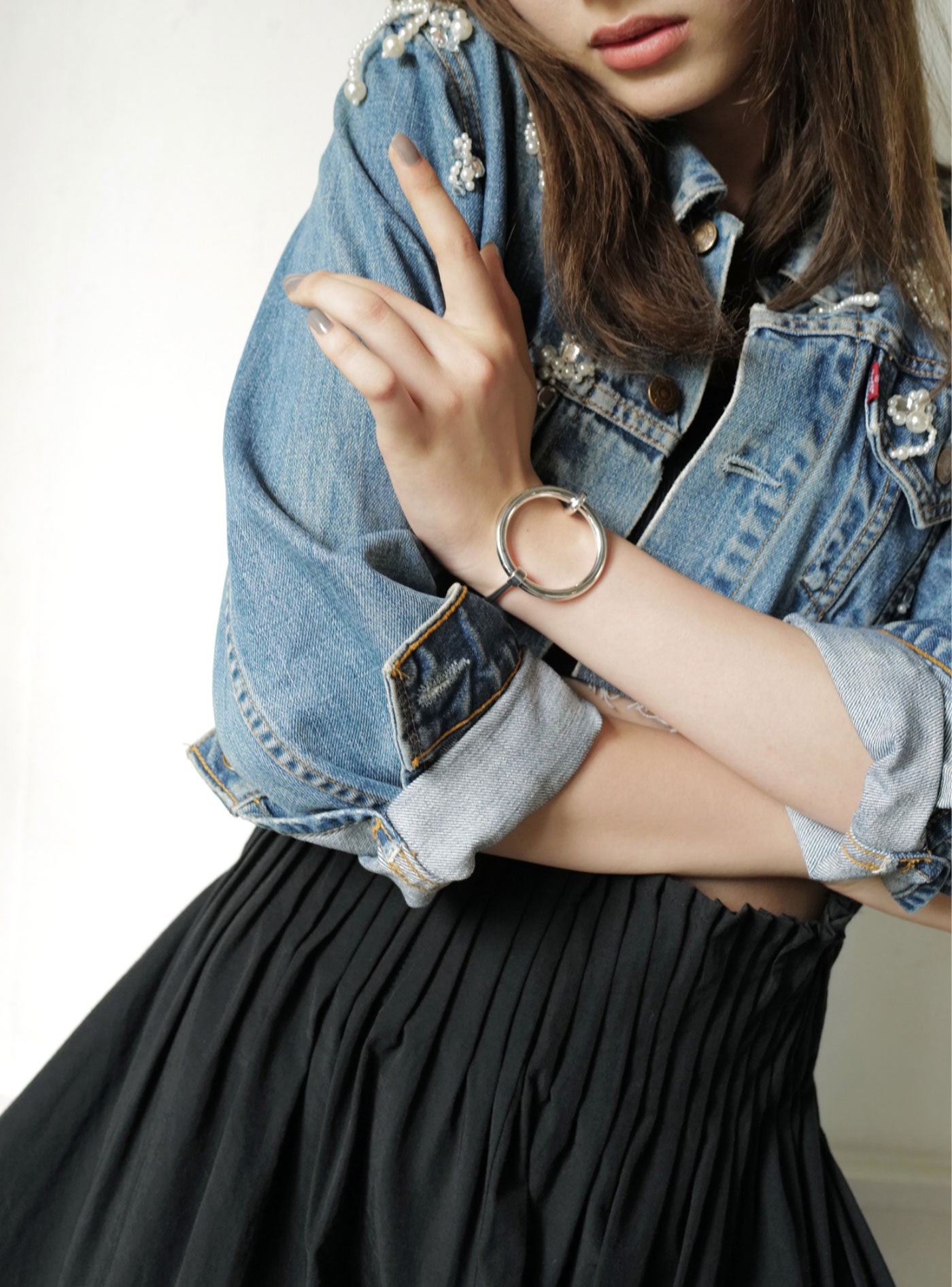 Circle Motif Bangle【JANA】